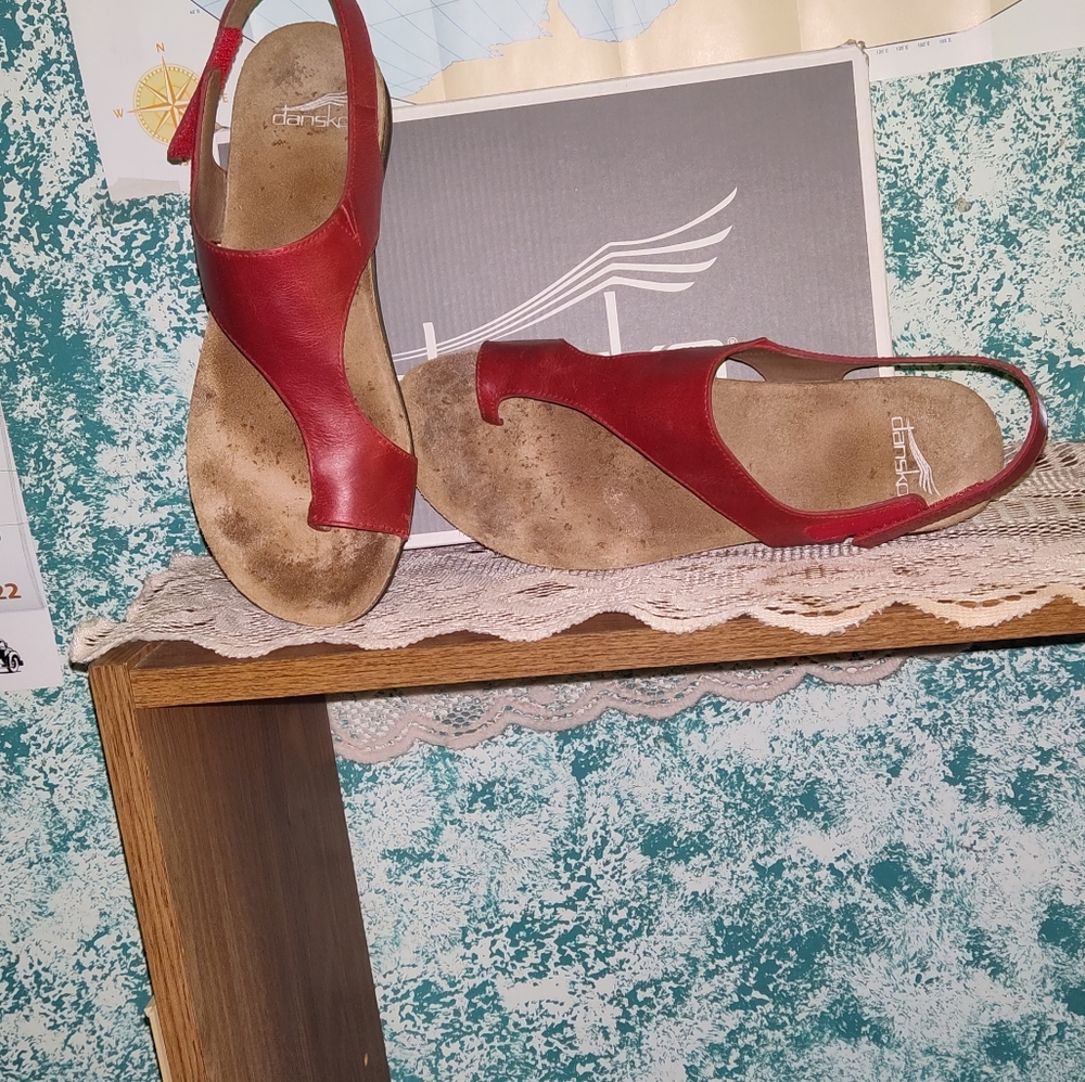 Dansko red sandals size 9/40